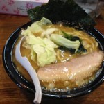 松本の有名ラーメン店"寸八"に行ってみた!(家系豚骨醤油)