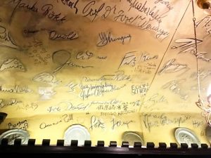 チャットGPTが選ぶ史上最高のテノール歌手は誰！？