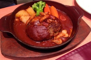 煮込みハンバーグ980円